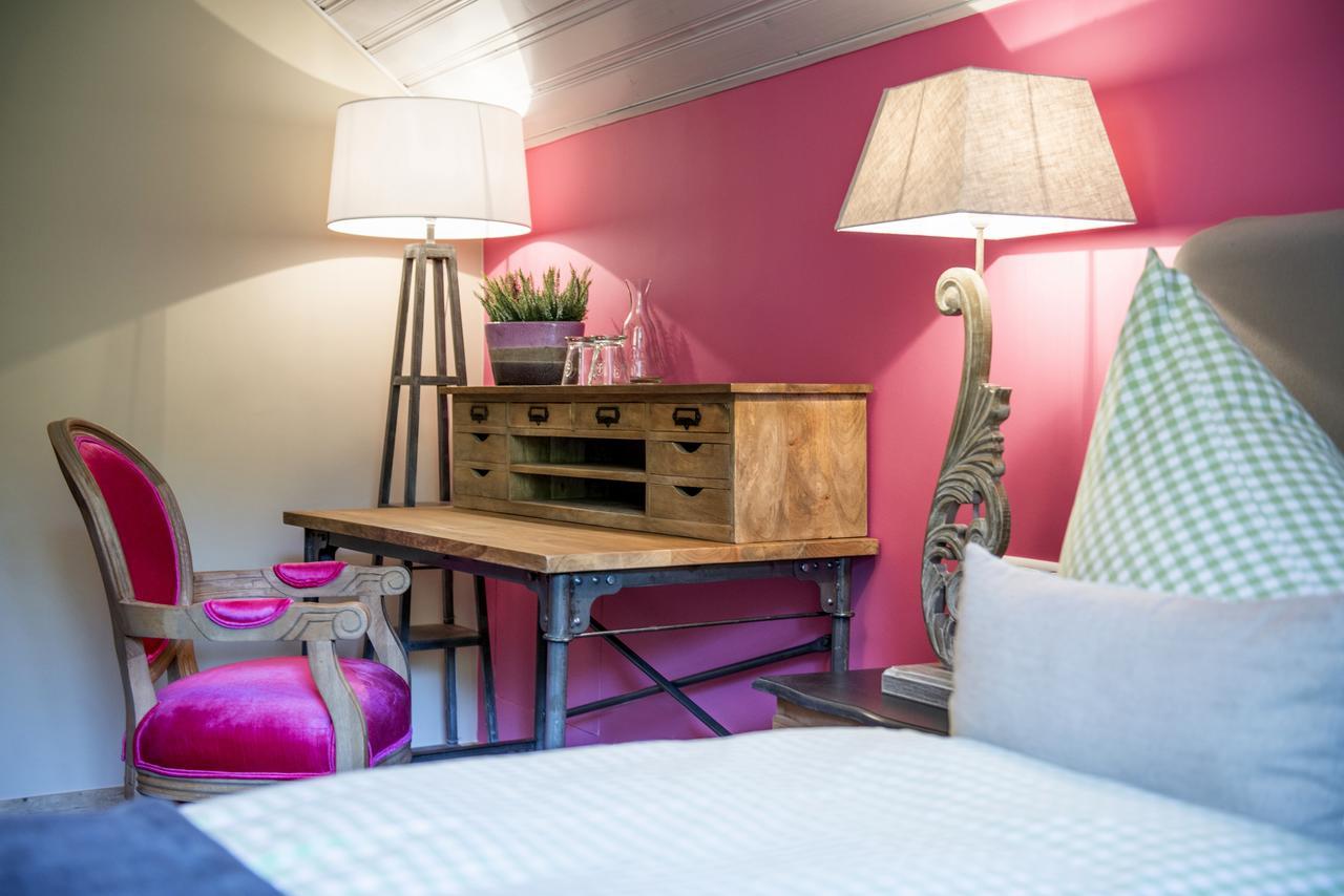 Waldruhe - Bett, Fruehstueck & Ein Laecheln Bed & Breakfast บาดเอาส์ซี ภายนอก รูปภาพ