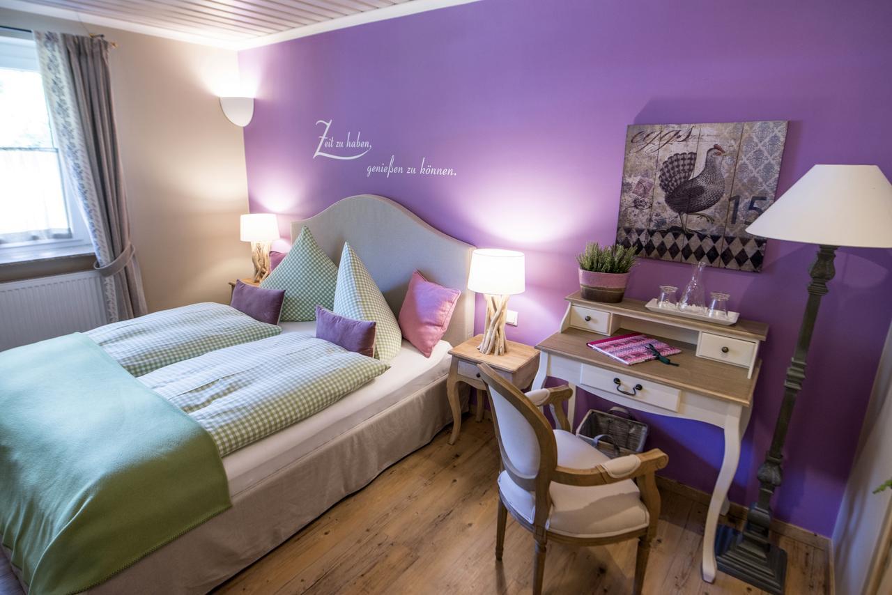 Waldruhe - Bett, Fruehstueck & Ein Laecheln Bed & Breakfast บาดเอาส์ซี ภายนอก รูปภาพ