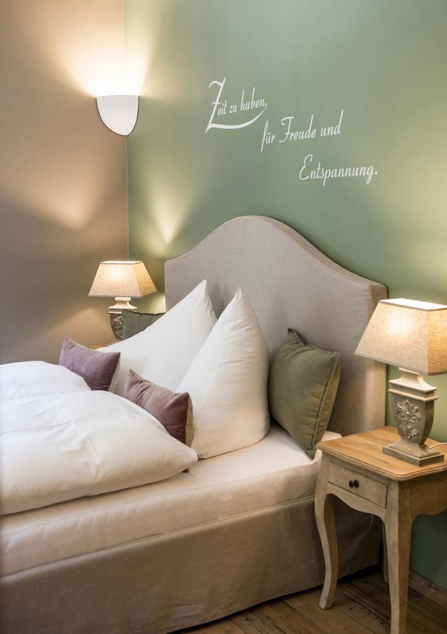 Waldruhe - Bett, Fruehstueck & Ein Laecheln Bed & Breakfast บาดเอาส์ซี ภายนอก รูปภาพ