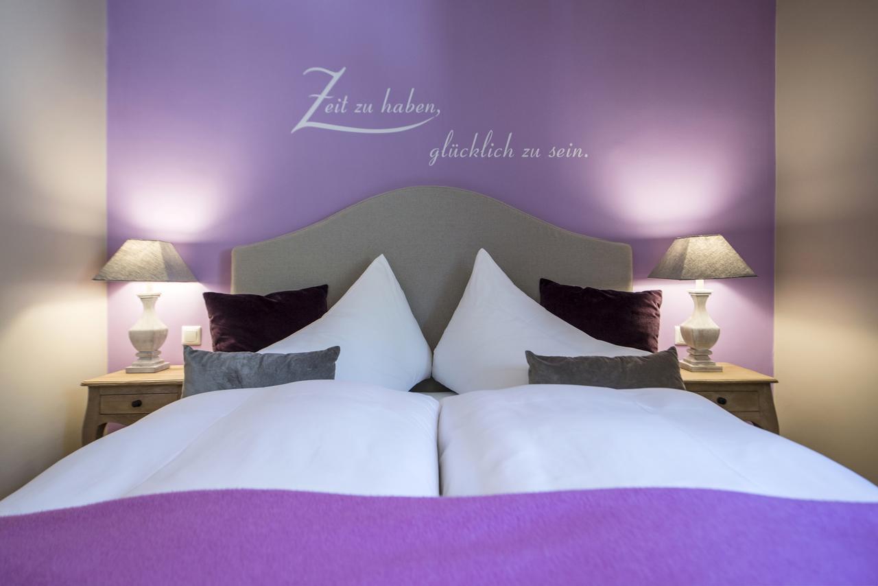 Waldruhe - Bett, Fruehstueck & Ein Laecheln Bed & Breakfast บาดเอาส์ซี ภายนอก รูปภาพ