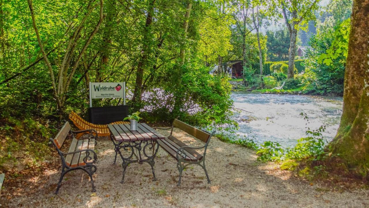 Waldruhe - Bett, Fruehstueck & Ein Laecheln Bed & Breakfast บาดเอาส์ซี ภายนอก รูปภาพ